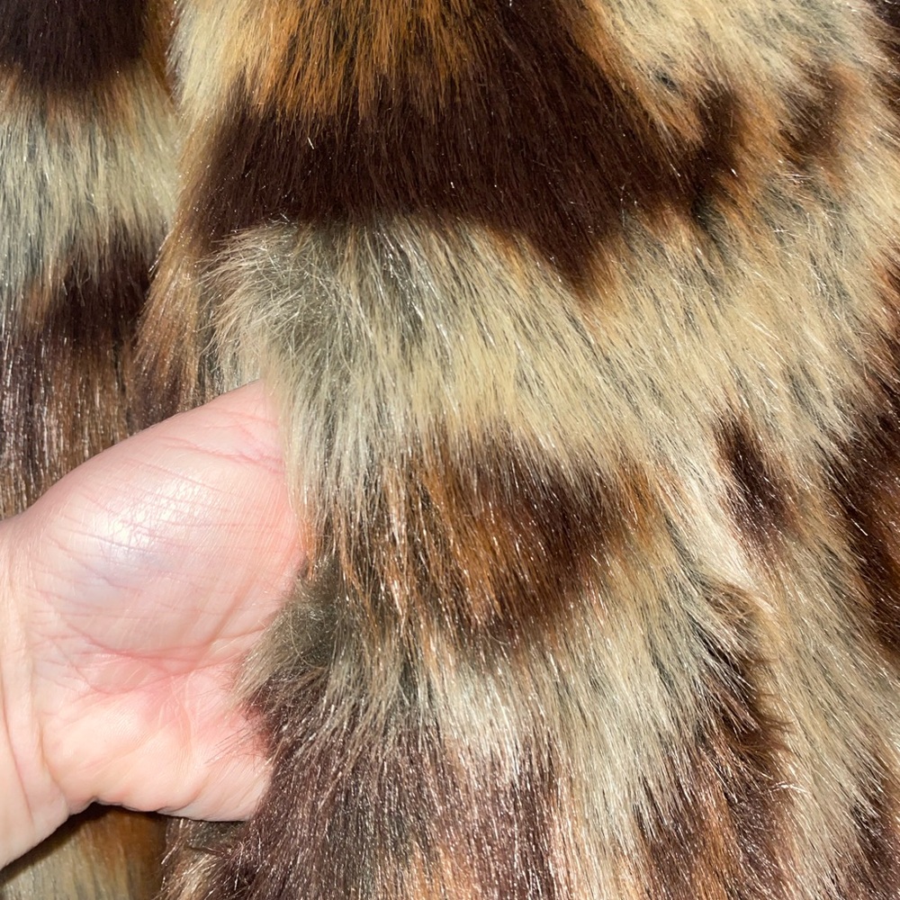 Donna Salyers Fabulous Faux Fur Feline Fine Luxurious Coat 1st Sample Sz XS NWT - Picture 4 of 10